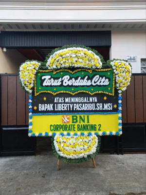Papan Bunga Duka di Kualuh Hulu