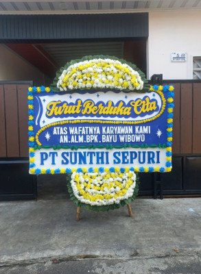 Papan Bunga Duka di Kualuh Hulu
