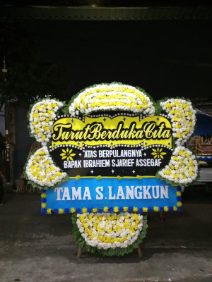 Papan Bunga Duka di Kualuh Hulu